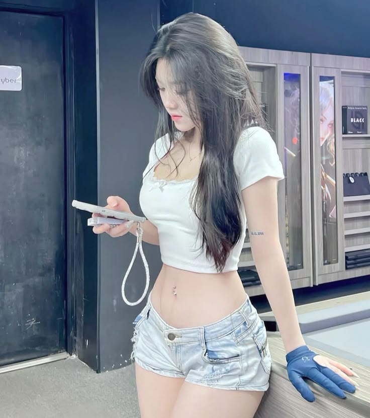 video tante spanyol cover lagu favorit viral