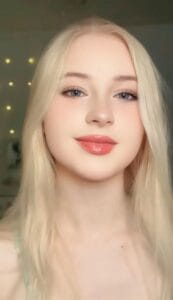 video Bocah jepang parodi iklan jadul viral