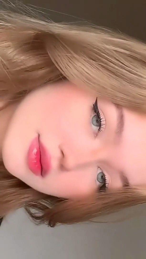 video cewek sma prancis mencoba street food viral